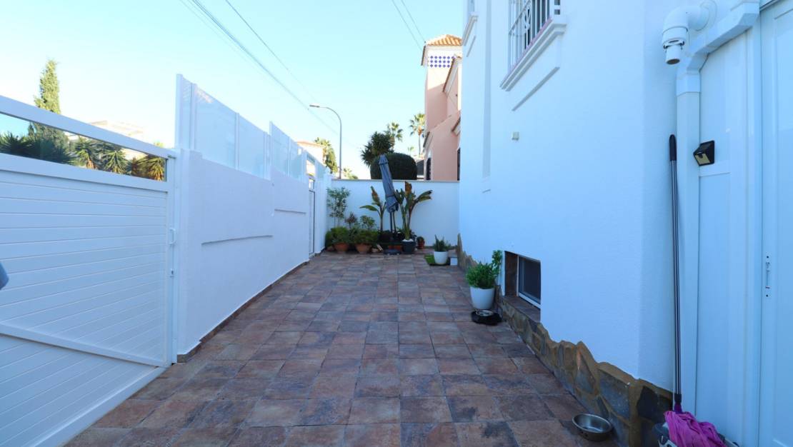 Venta - Chalet - Orihuela - Villamartin