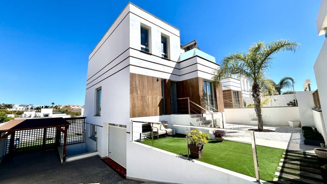 Venta - Chalet - Orihuela - Villamartin