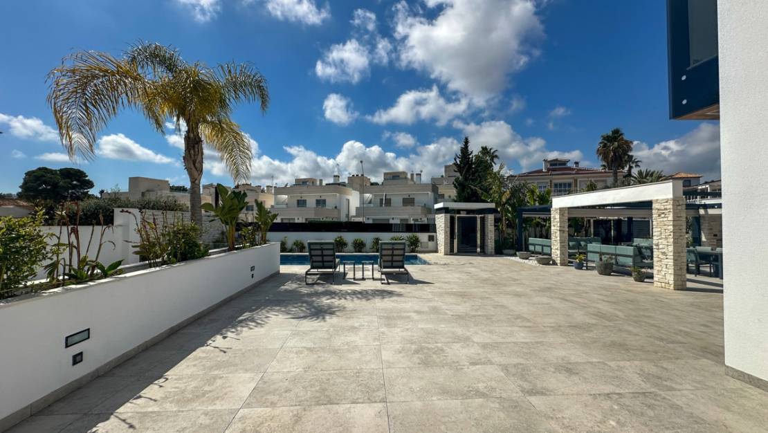 Venta - Chalet - Orihuela - Villamartin