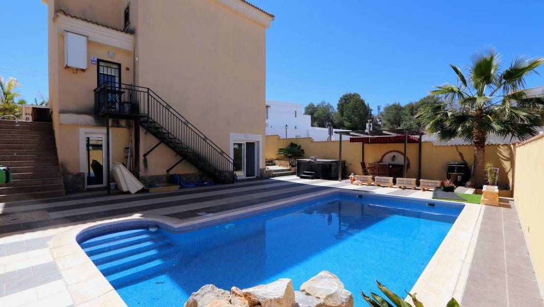 Venta - Chalet - Orihuela - Villamartin