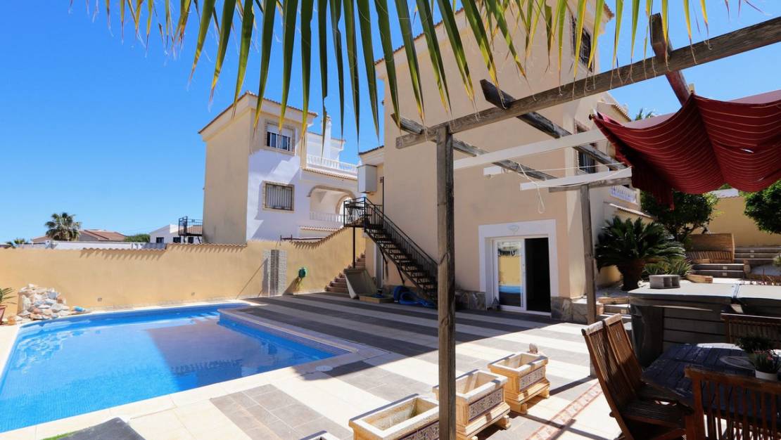 Venta - Chalet - Orihuela - Villamartin