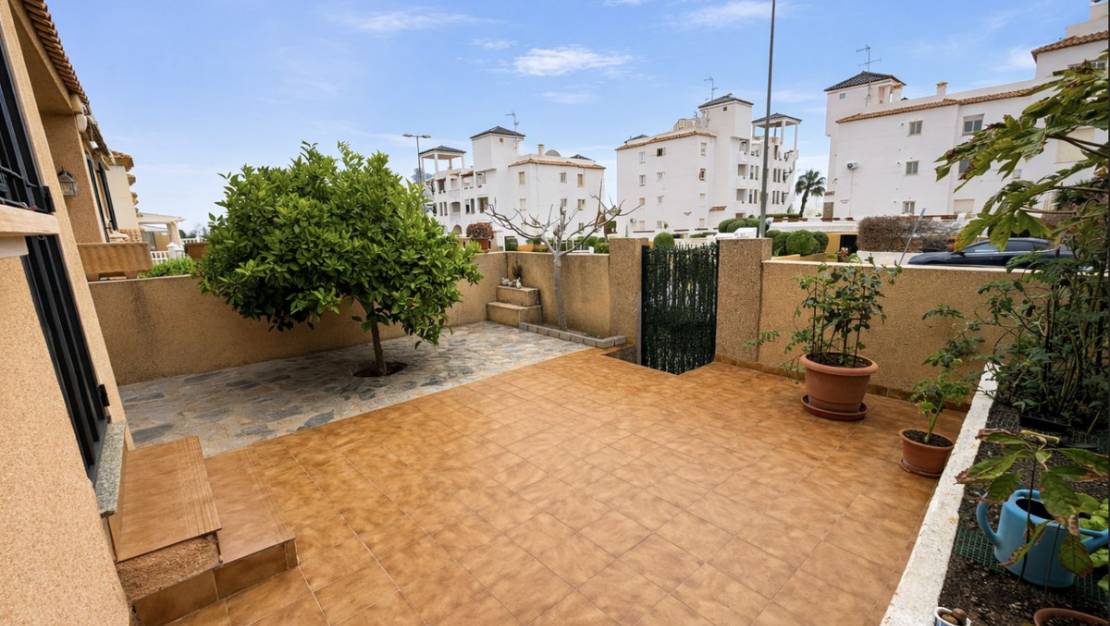 Venta - Chalet - Orihuela - Villamartin