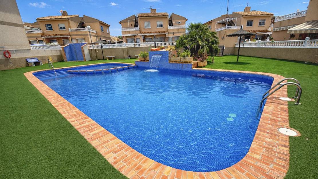 Venta - Chalet - Orihuela - Villamartin