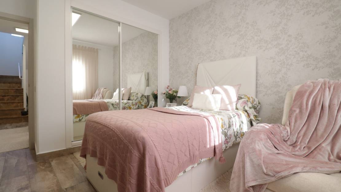 Venta - Chalet - Orihuela - Villamartin