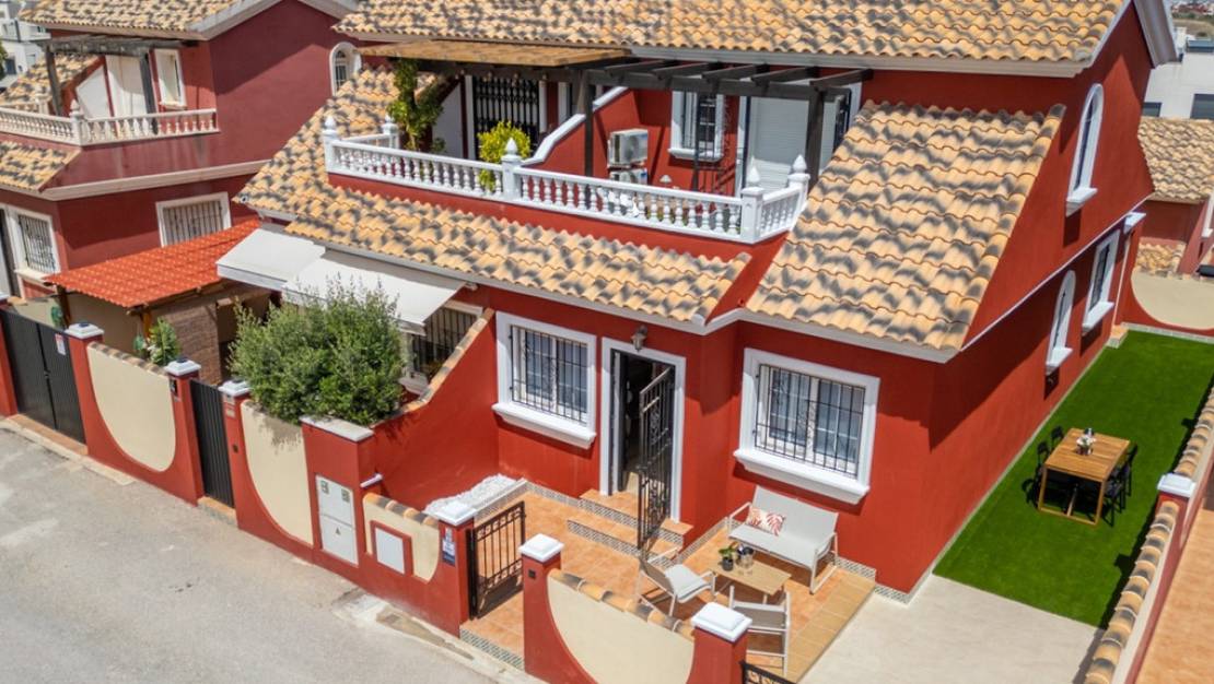 Venta - Chalet - Orihuela - Villamartin