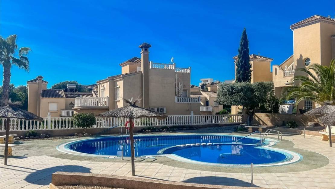 Venta - Chalet - Orihuela - Villamartin