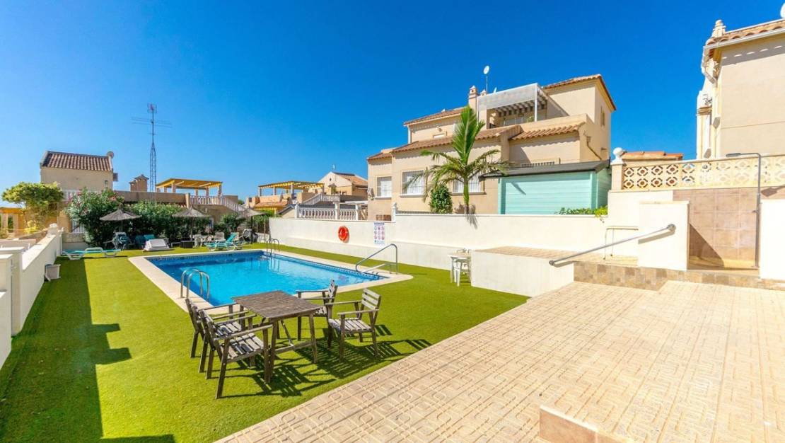 Venta - Chalet - Orihuela - Villamartin