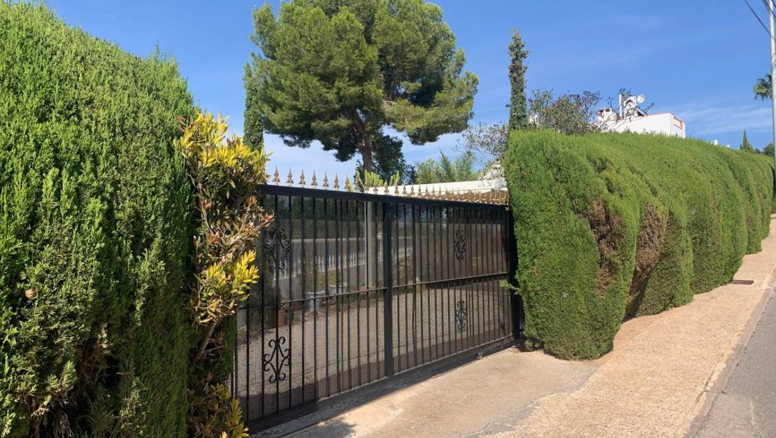 Venta - Chalet - Orihuela - Villamartin
