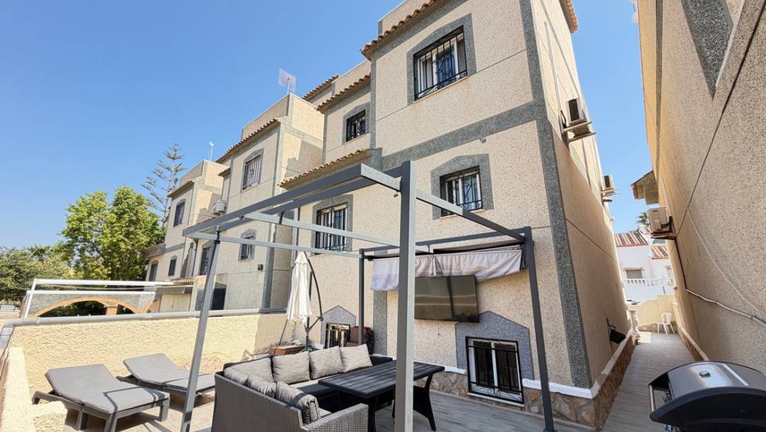 Venta - Chalet - Orihuela - Villamartin