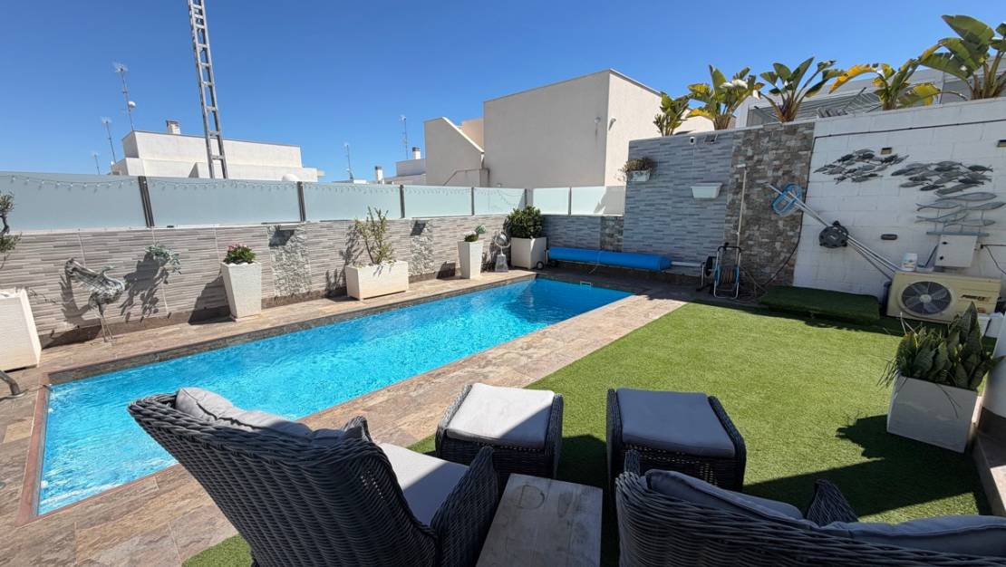 Venta - Chalet - Orihuela - Villamartin