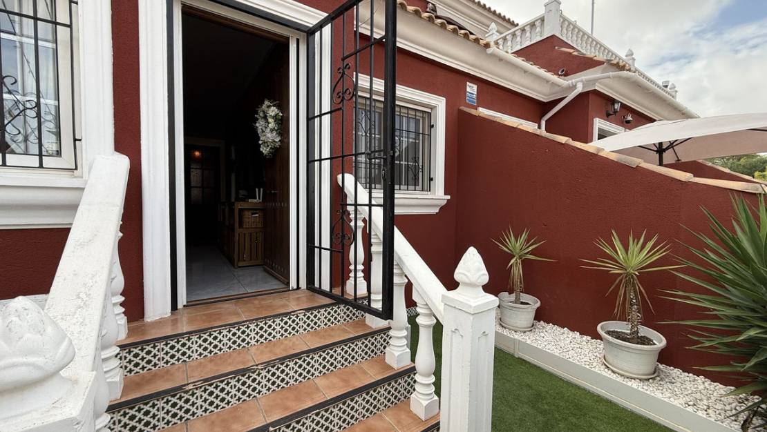 Venta - Chalet - Orihuela - Villamartin