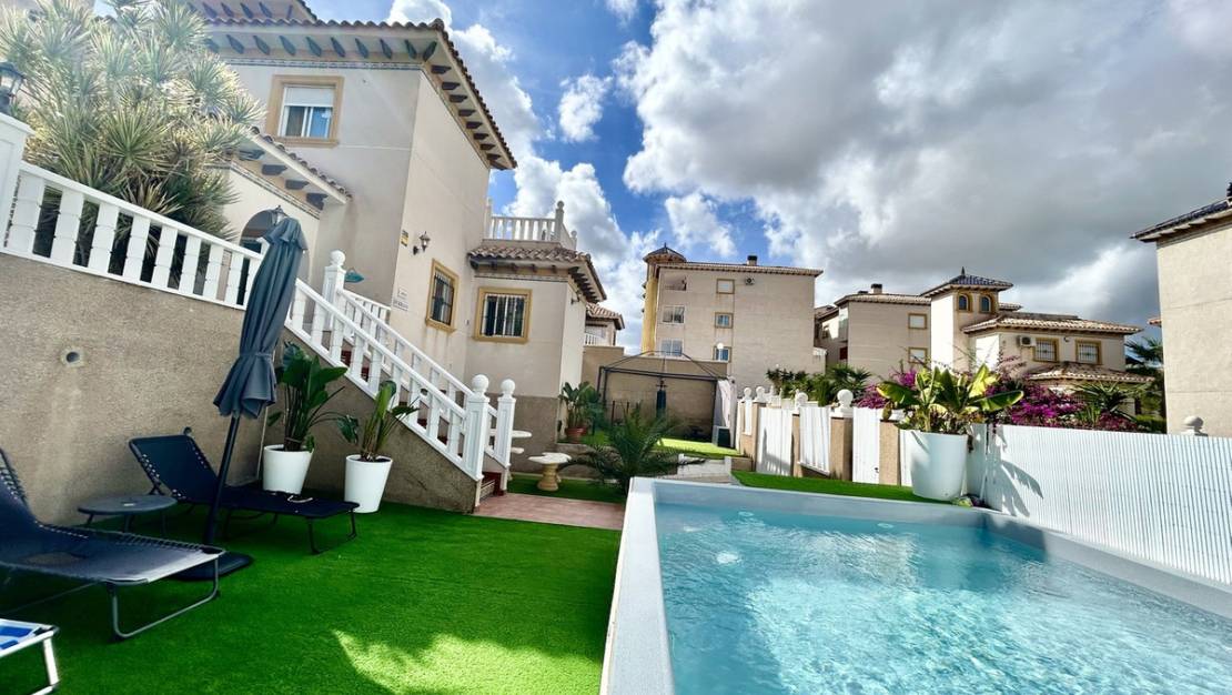 Venta - Chalet - Orihuela - Villamartin