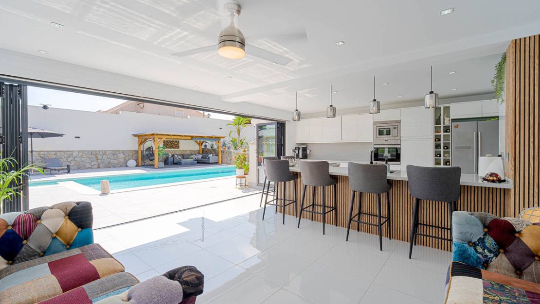 Venta - Chalet - Orihuela - Villamartin