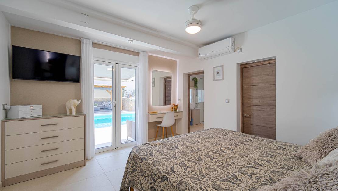 Venta - Chalet - Orihuela - Villamartin