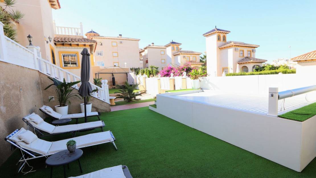 Venta - Chalet - Orihuela - Villamartin