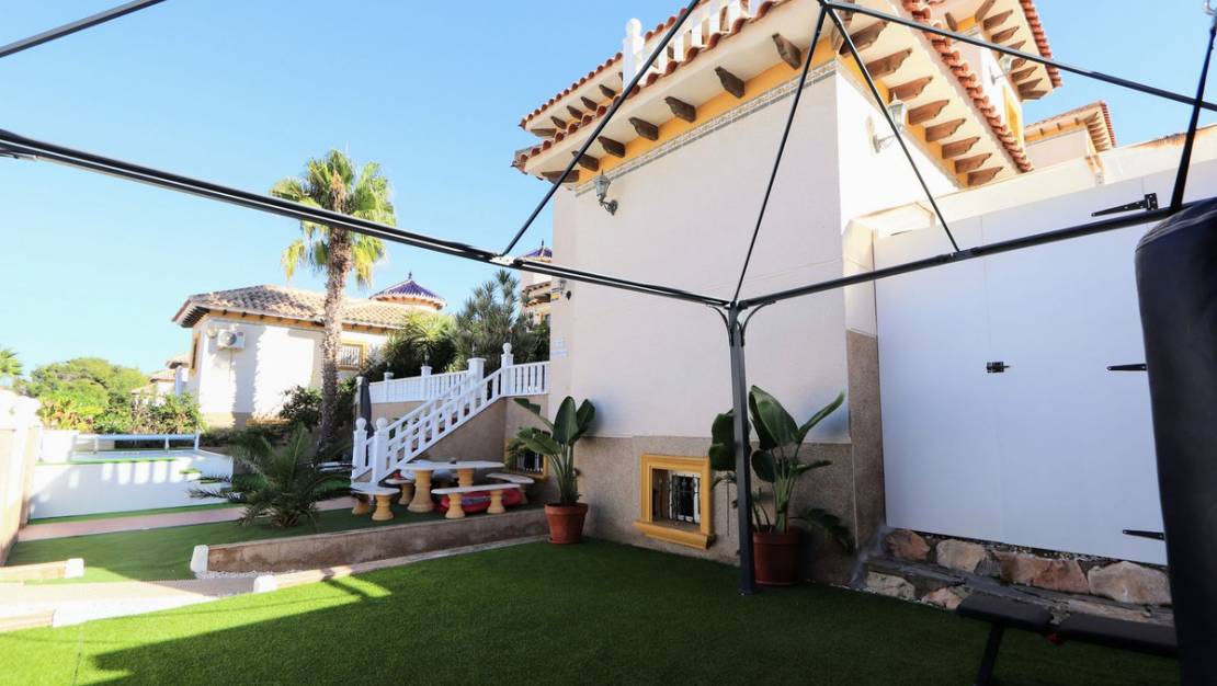 Venta - Chalet - Orihuela - Villamartin