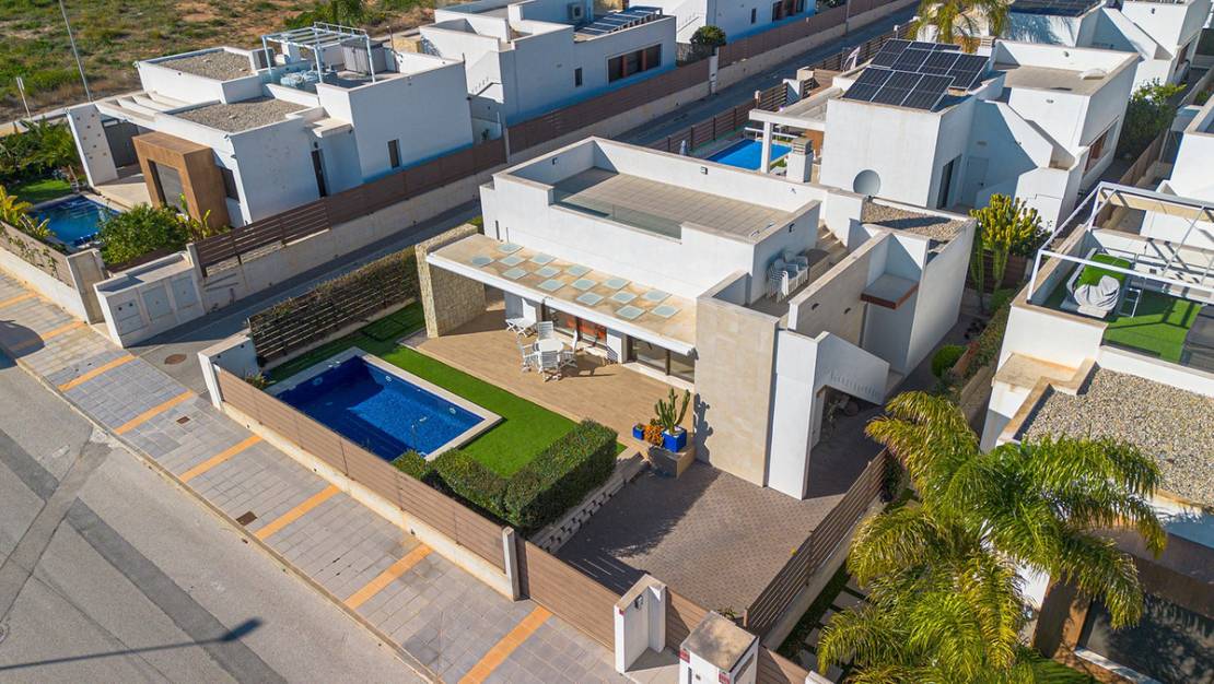 Venta - Chalet - Orihuela - Vistabella Golf