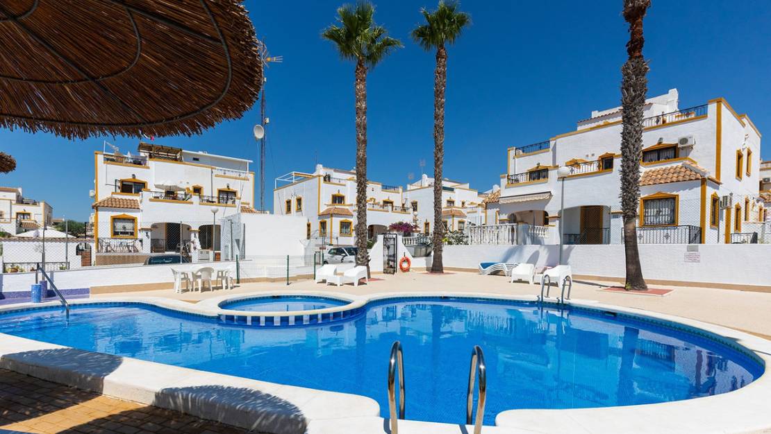 Venta - Chalet - Orihuela - Vistabella Golf