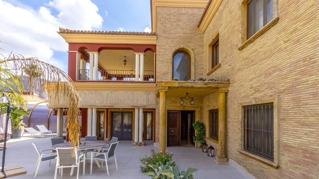 Venta - Chalet - Orihuela