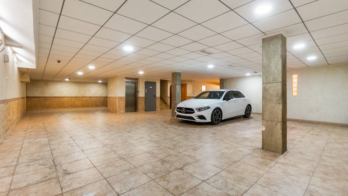 Venta - Chalet - Orihuela