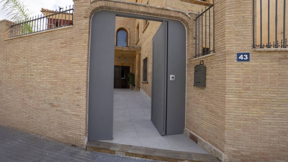 Venta - Chalet - Orihuela