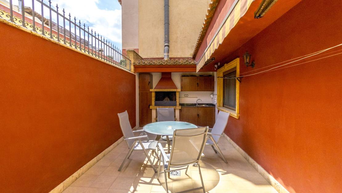 Venta - Chalet - Orihuela