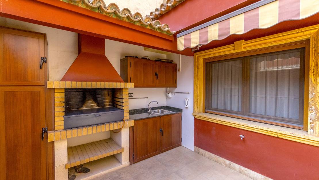 Venta - Chalet - Orihuela