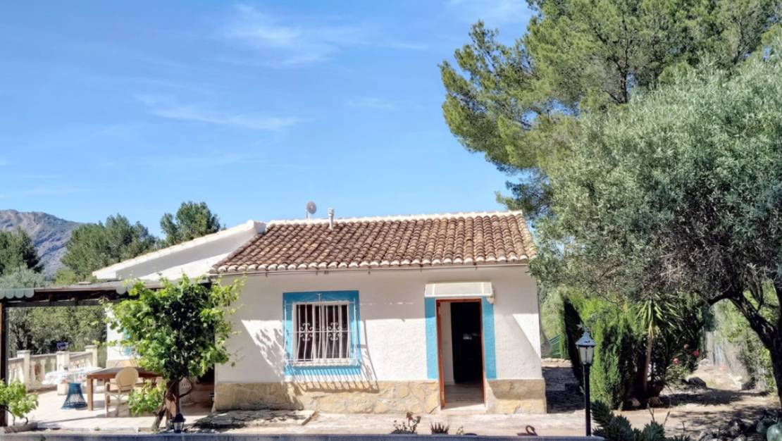 Venta - Chalet - Parcent