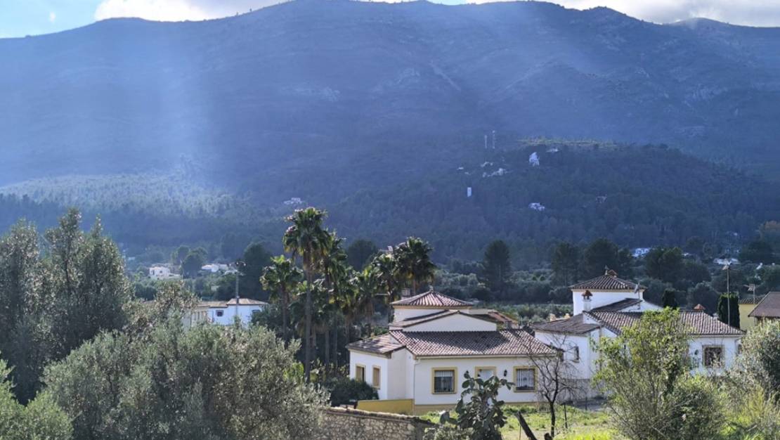 Venta - Chalet - Parcent