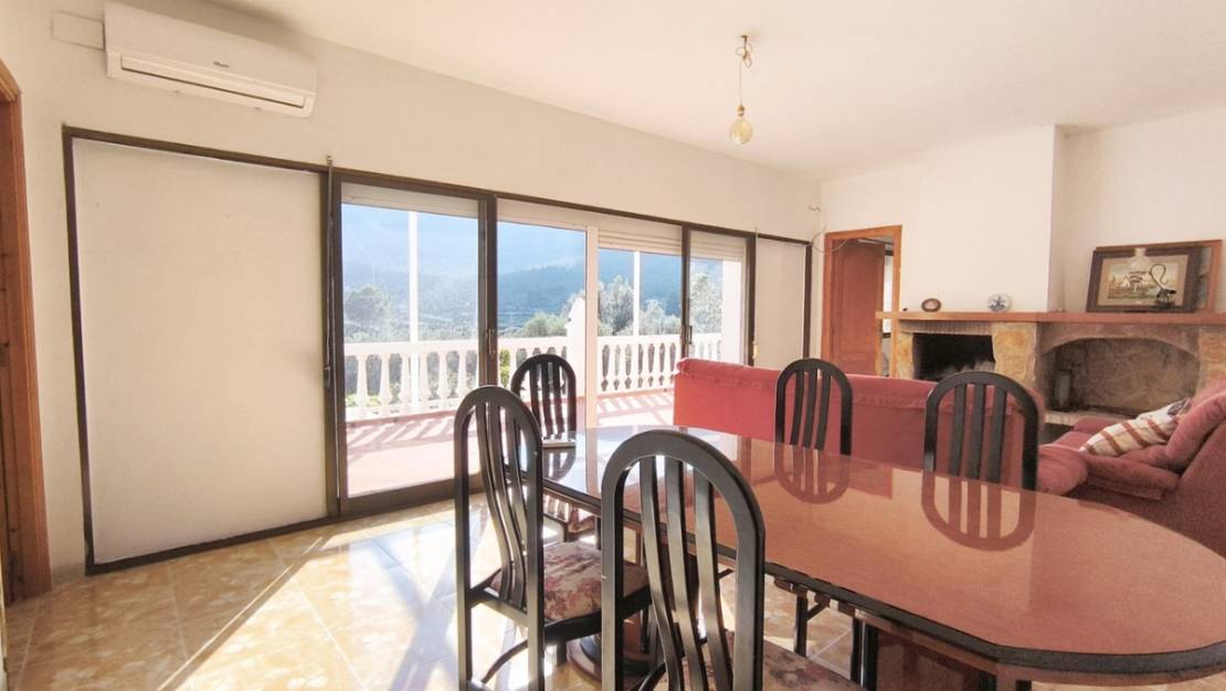 Venta - Chalet - Parcent