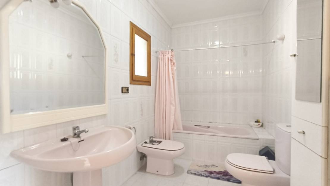 Venta - Chalet - Parcent