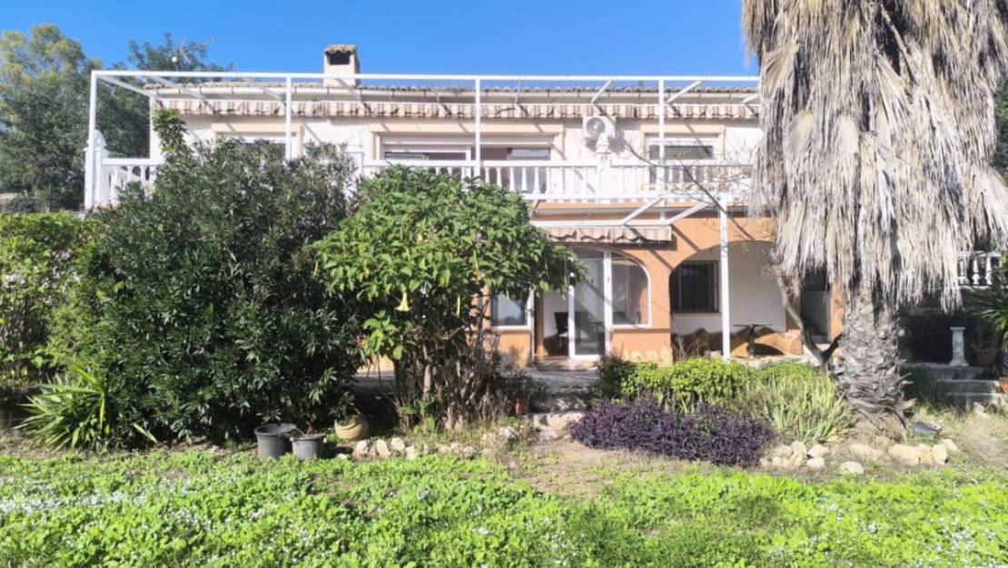 Venta - Chalet - Parcent