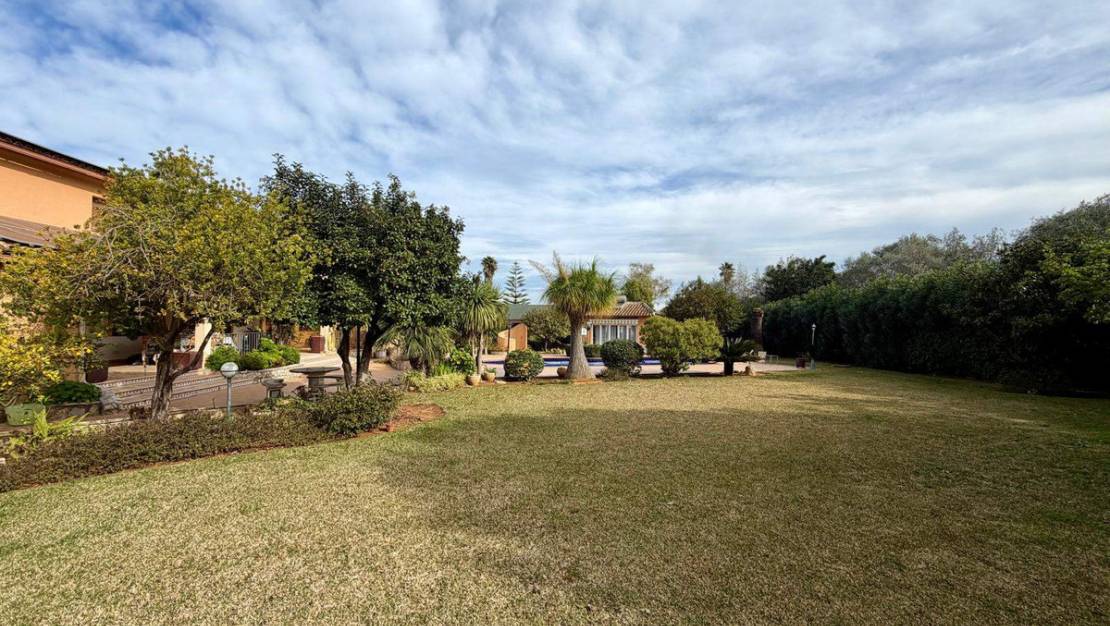 Venta - Chalet - Pedreguer - Pedreguer Centro