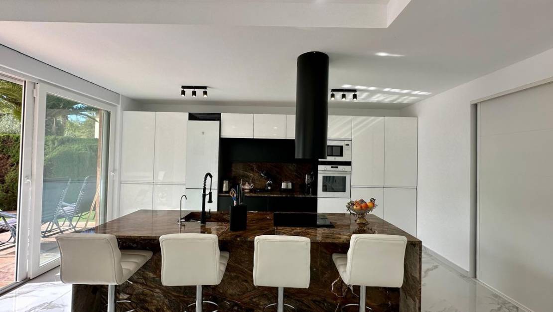 Venta - Chalet - Petrel - Petrer