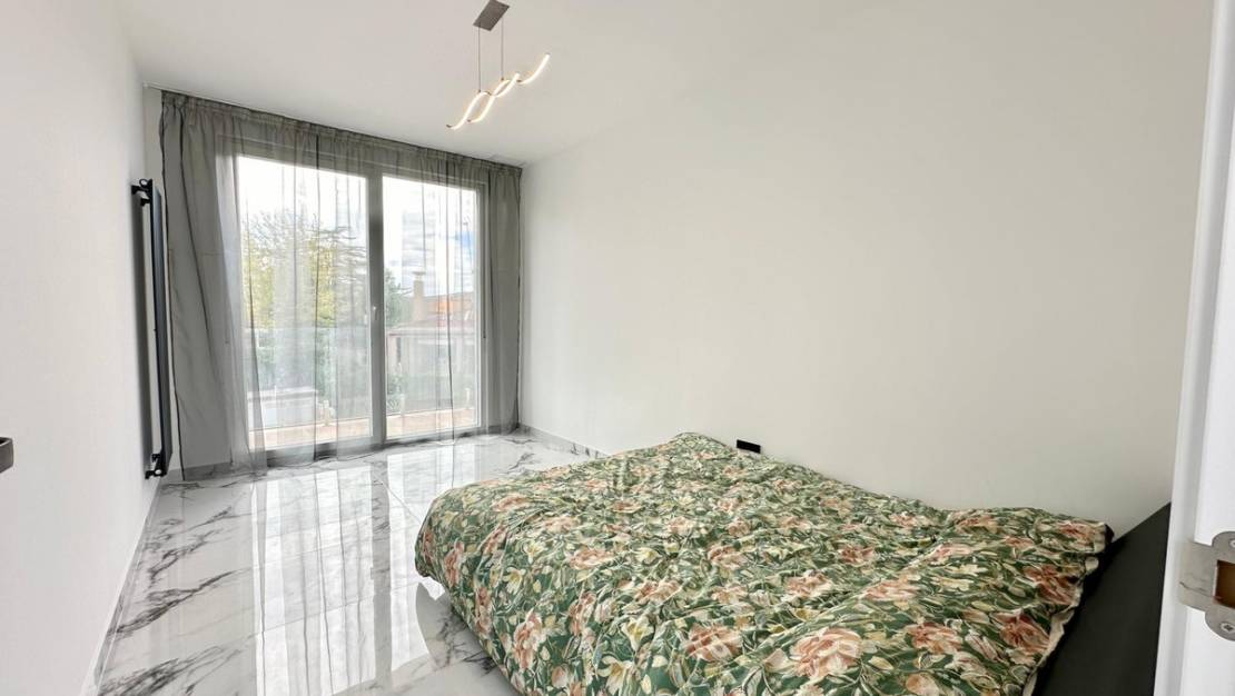 Venta - Chalet - Petrel - Petrer