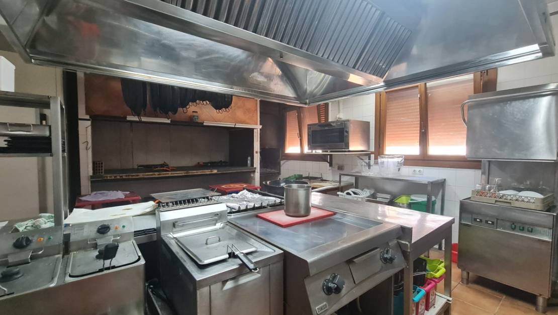 Venta - Chalet - Petrel - Petrer