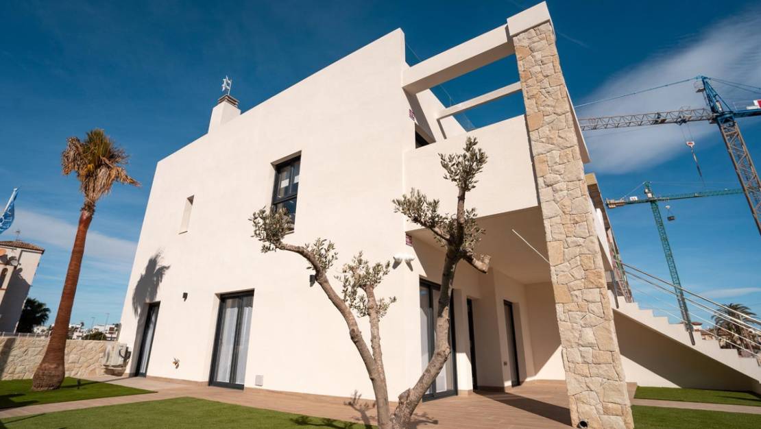 Venta - Chalet - Pilar de la Horadada - Pilar de la Horadada Centro