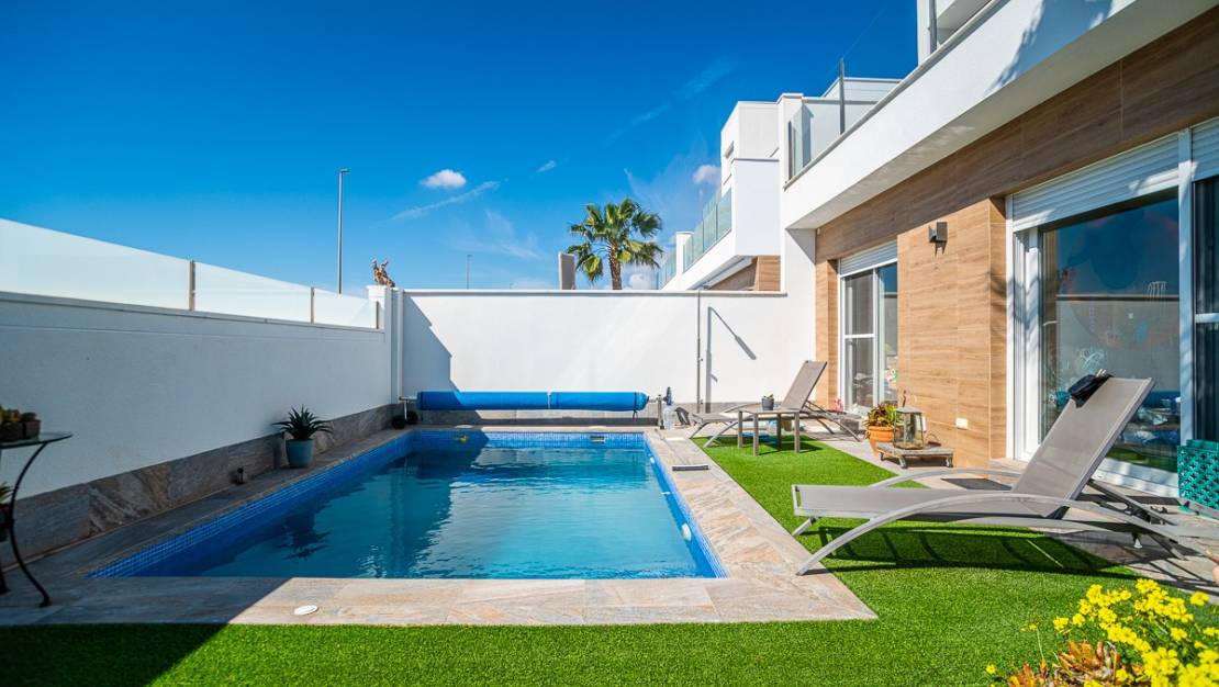 Venta - Chalet - Pilar de la Horadada - Pilar de la Horadada Centro