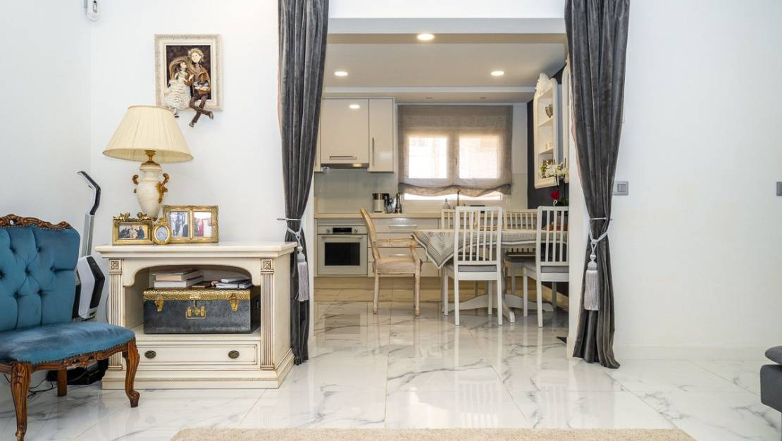 Venta - Chalet - Pilar de la Horadada - Pilar de la Horadada Centro