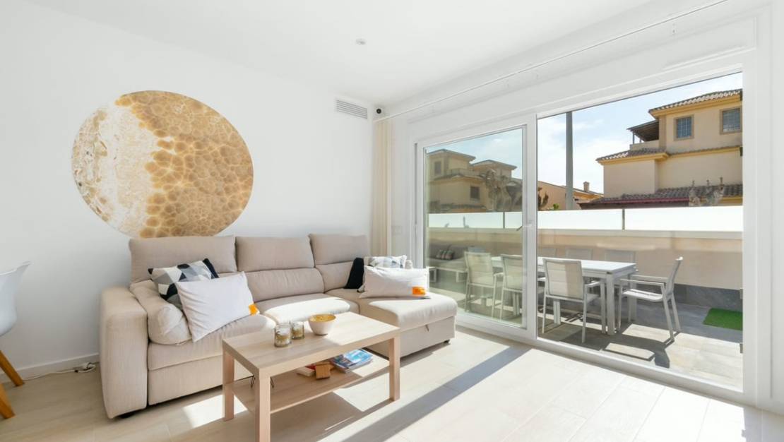 Venta - Chalet - Pilar de la Horadada - Pilar de la Horadada Centro