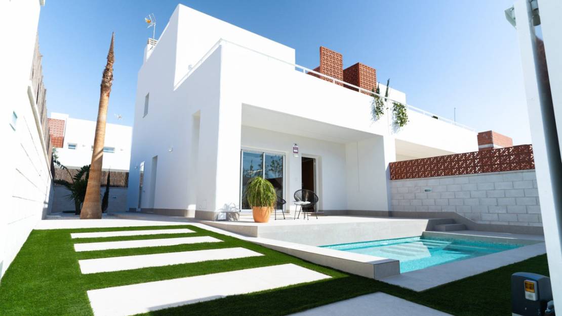 Venta - Chalet - Pilar de la Horadada - Pilar de la Horadada Centro