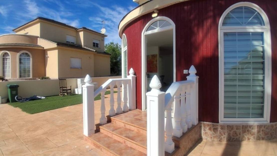 Venta - Chalet - Pilar de la Horadada - Pinar de Campoverde