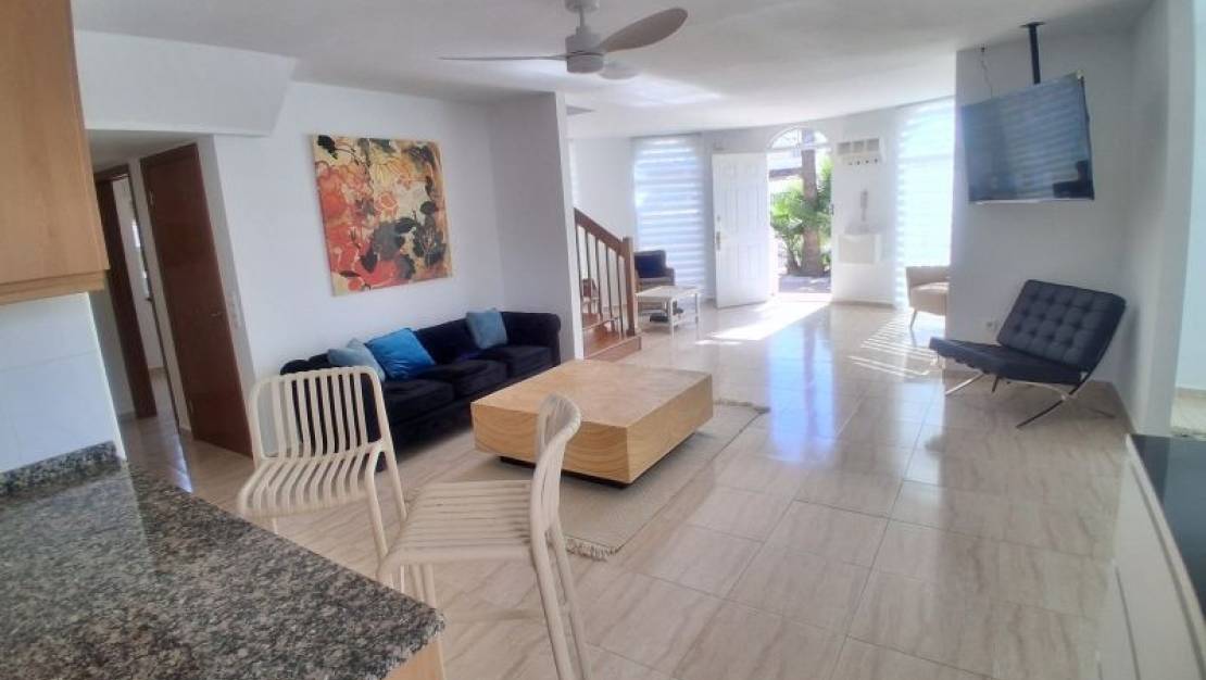 Venta - Chalet - Pilar de la Horadada - Pinar de Campoverde