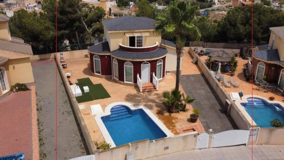 Venta - Chalet - Pilar de la Horadada - Pinar de Campoverde