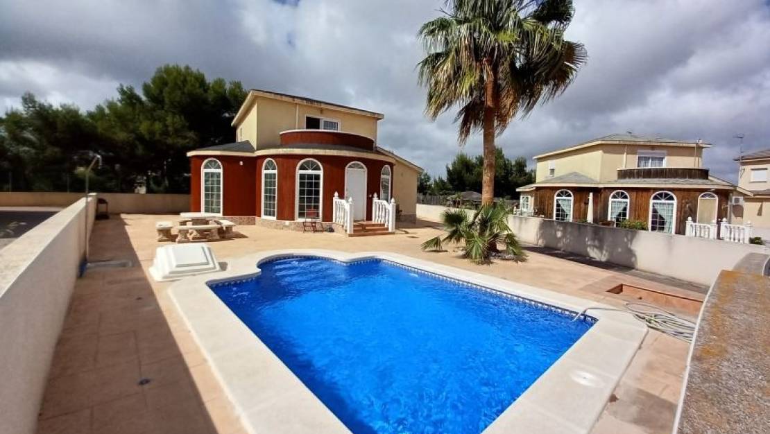 Venta - Chalet - Pilar de la Horadada - Pinar de Campoverde