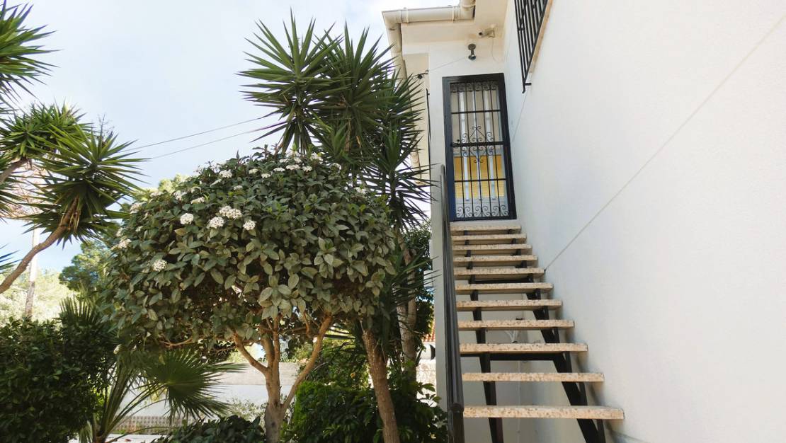 Venta - Chalet - Pilar de la Horadada - Pinar de Campoverde