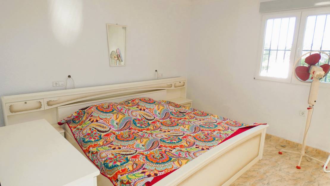 Venta - Chalet - Pilar de la Horadada - Pinar de Campoverde