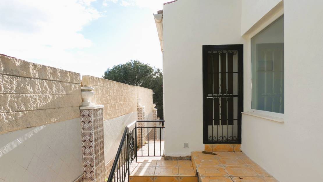 Venta - Chalet - Pilar de la Horadada - Pinar de Campoverde