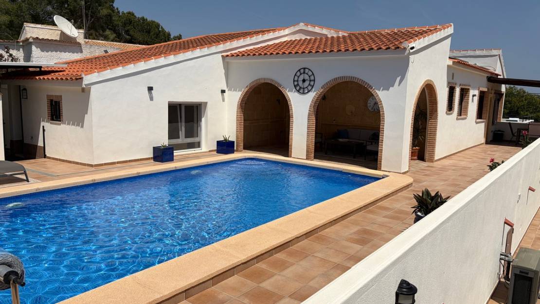 Venta - Chalet - Pilar de la Horadada - Pinar de Campoverde