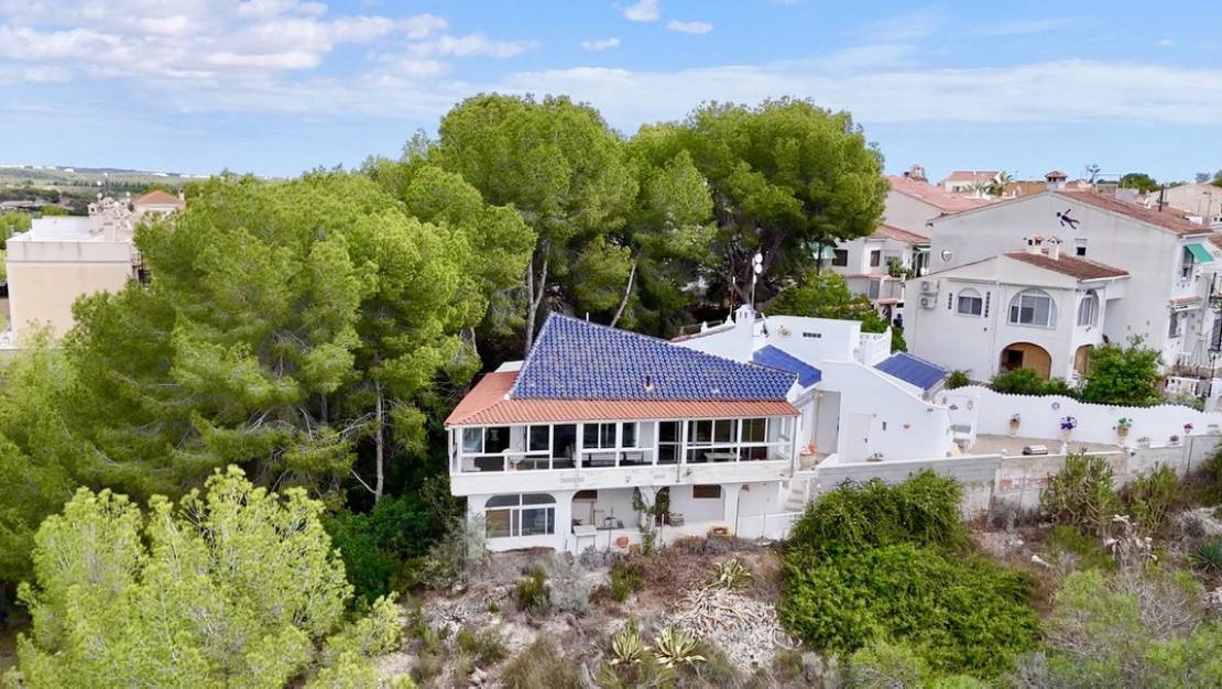 Venta - Chalet - Pilar de la Horadada - Pinar de Campoverde